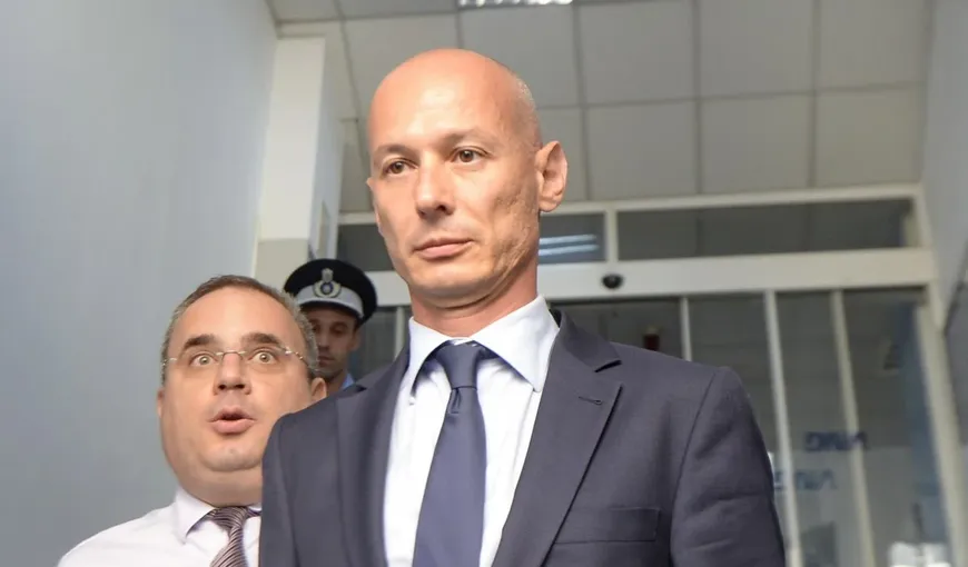 Fostul viceguvernator al BNR, Bogdan Olteanu, eliberat din închisoare după mai puţin de doi ani executaţi din pedeapsa de cinci ani