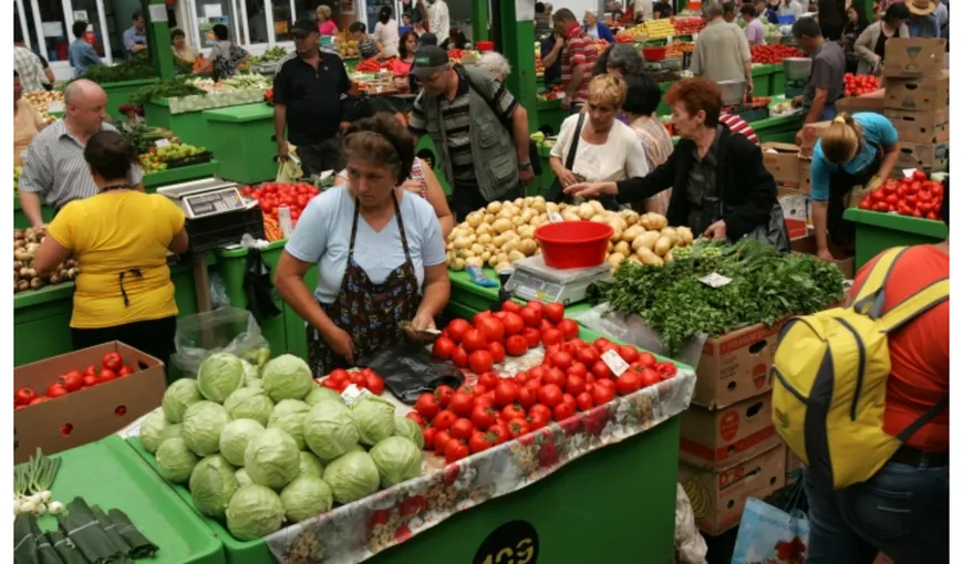 Preţul legumelor de sezon s-a dublat faţă de anul trecut. „Să putem avea profit, trebuie să scumpim şi noi produsele”