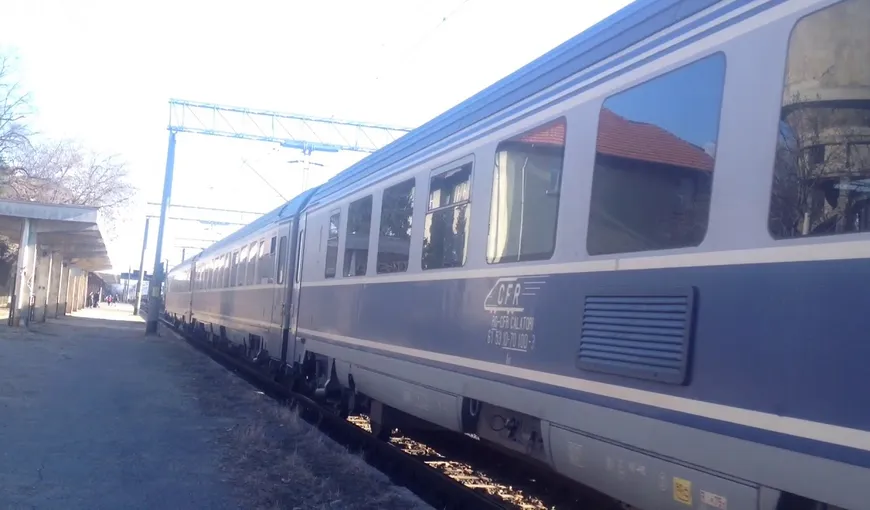 Tren pe ruta Bucureşti – Suceava blocat două ore după ce a lovit mortal un bărbat