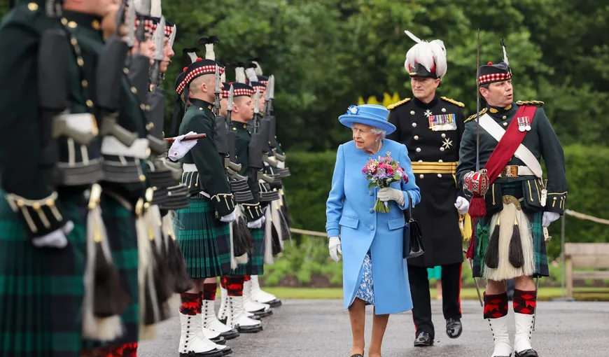 Regina Elisabeta a II-a își sărbătorea de două ori pe an ziua de naștere. Lucruri mai puţin ştiute despre Regina Marii Britanii