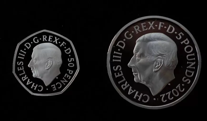 Se schimbă banii în Marea Britanie. Cum arată primele monede cu chipul regelui Charles al III-lea