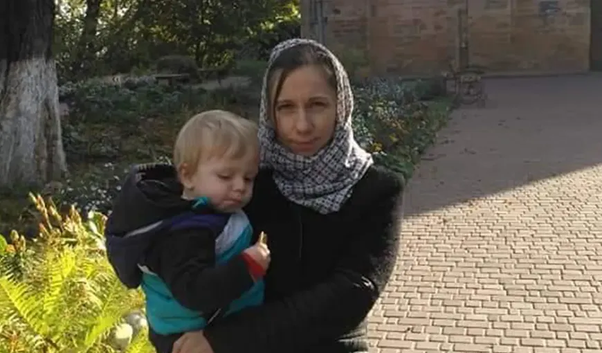 Copilul ucrainean rămas orfan după ce mama sa, medic, a murit în bombardamentele din Kiev, va fi crescut de bunic: „Nu am avut curaj să-i spun. Crede că mama lui salvează copii ca el”