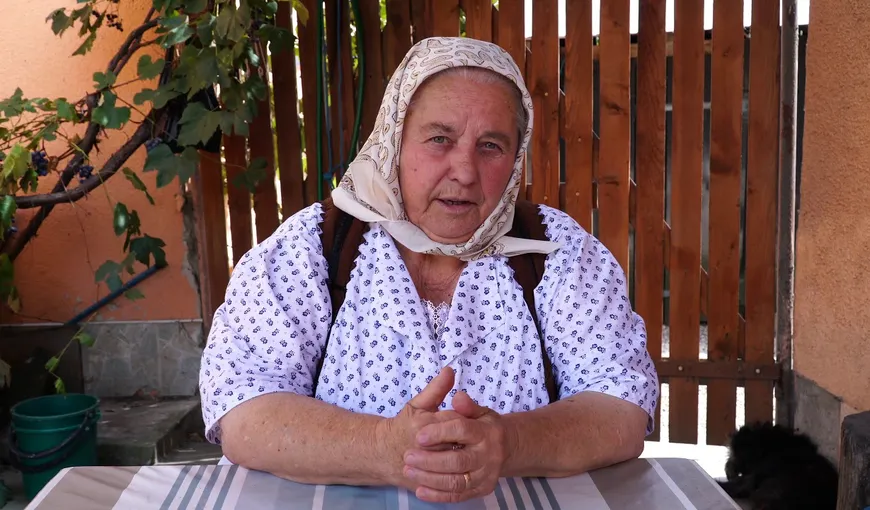Ea este Tanti Lenuța din Chinteni, „bunica” lui Mircea Bravo. Femeia a apărut și în filmul cretorului de conținut