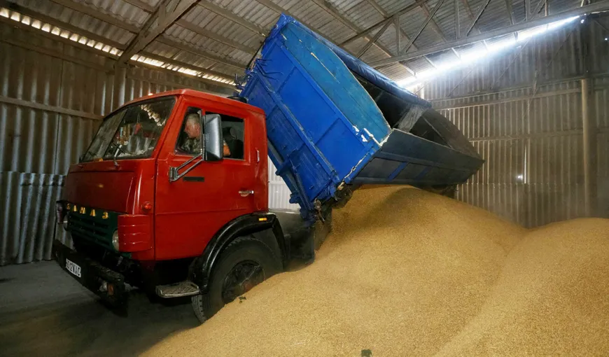 Putin ameninţă blocarea exportului de cereale ucrainene. Explozibilii pentru podul din Crimeea ar fi fost transportati cu camioanele de grâu