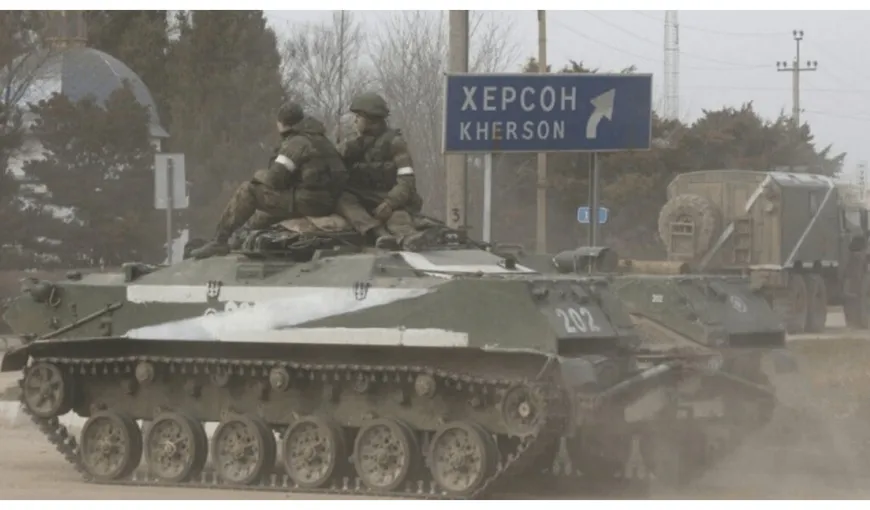 Autoritățile ucrainene spun că situația din Herson este tensionată şi dificilă: „Trupele ruse sunt încă prezente, iau maşinile civililor şi încarcă în ele bunuri furate”