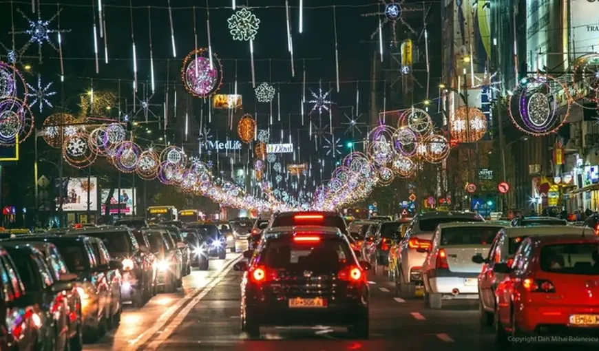 Primăria Capitalei a început montarea luminilor de sărbători pe principalele artere. Când va fi aprins iluminatul festiv