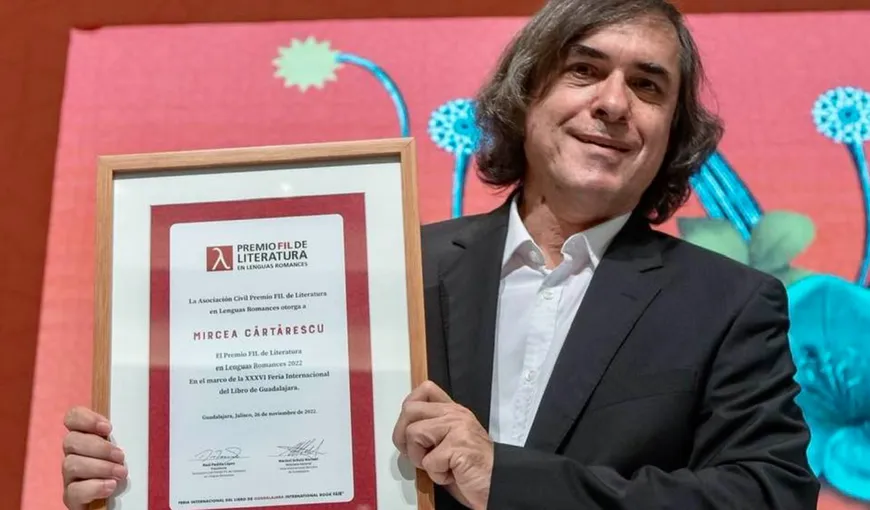 Mircea Cărtărescu s-a îmbogățit peste noapte! Scriitorul a primit 150.000 de dolari la un important târg de carte din Mexic