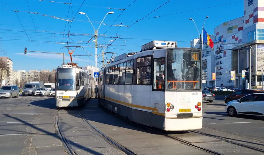 Comisarii ANPC au descins în mijloacele de transport în comun ale STB: „Să cureţi 43 de tramvaie cu doar două persoane, în trei ore, pare desprins din reclamele la detergenţi”