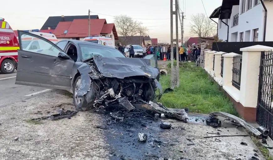 VIDEO Bărbat cu 12 copii, omorât într-un teribil accident de circulaţie în judeţul Suceava