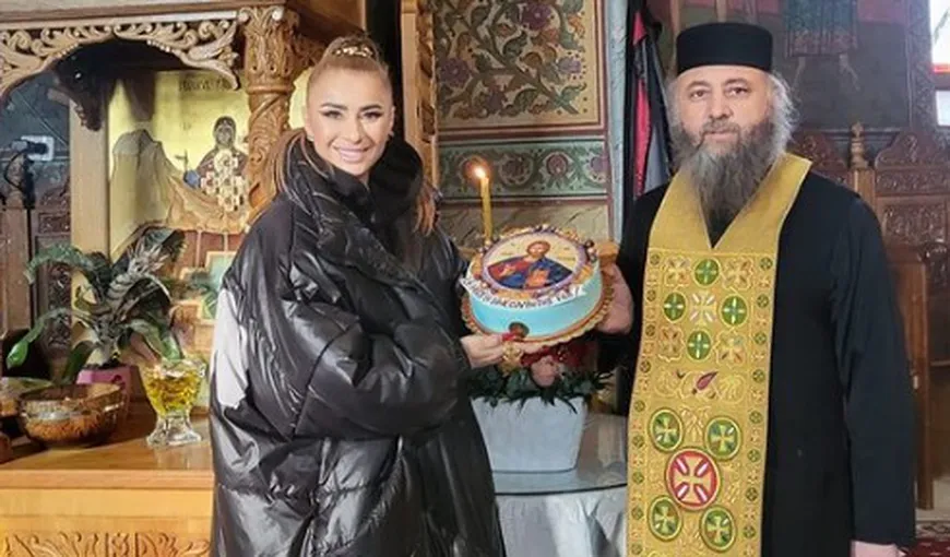 Anamaria Prodan, sărbătorită la Mănăstirea Nechit. Impresara împlineşte 50 de ani, peste câteva zile: „Am plâns în acest loc”