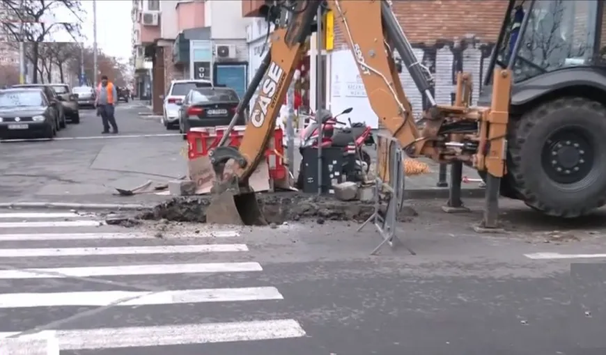 Pericol de explozie în Bucureşti. Țeavă de gaz spartă din greșeală în timpul intervenției unei echipe Termoenergetica la o avarie