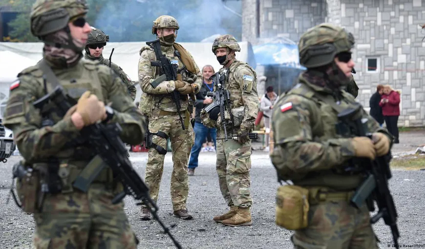 Tensiunile dintre Serbia şi Kosovo se intensifică. Belgradul şi-a trecut armata în stare de alertă
