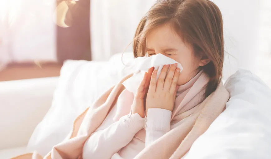 Semne și simptome ale infecțiilor respiratorii. Diferențe între gripă și COVID-19. Ghidul a fost publicat de Ministerul Sănătății