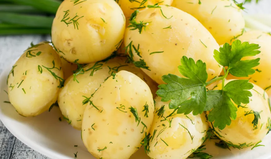 Dieta de primăvară te scapă de kilogramele în plus. Marele secret este cartoful!
