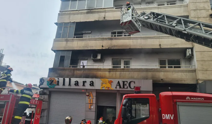 Incendiu într-un bloc din Buzău. O persoană a murit carbonizată, iar alta a suferit arsuri la nivelul feței