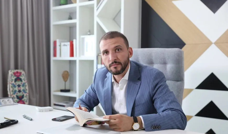Ștefan Mandachi iese din industria HoReCa și investește 2 milioane de euro într-o platformă de e-learning: „Îmi doresc să creez prima franciză educațională din România”