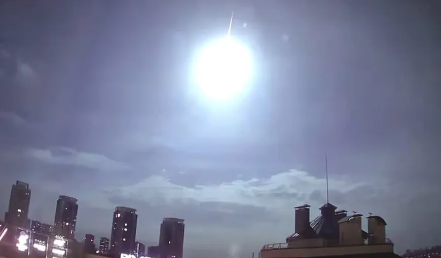 VIDEO NASA neagă că mingea de foc zărită pe cerul Kievului ar fi fost satelitul său. Acesta se afla încă pe orbită – VIDEO