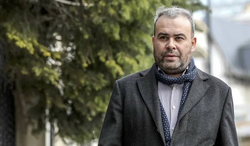 Condamnat la şase ani de închisoare în România, Darius Vâlcov şi-ar fi deschis o bancă în Italia. „E bine băiatu’, e şmecher şi peste hotare”