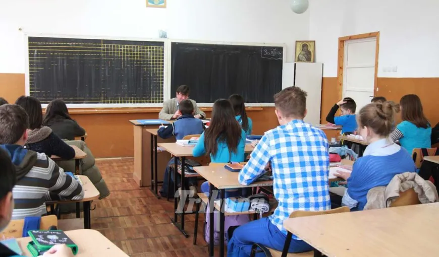 Salarii mici, dar și performanțe scăzute în educație. Situație dezastruoasă a învățământului românesc