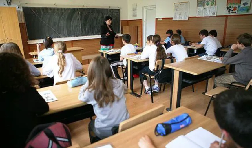 Ministerul Educației vrea să dea liber la aglomerarea claselor în școli. Crește numărul maxim de elevi în clase