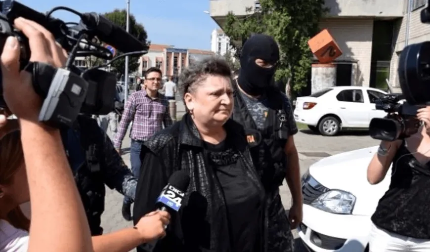 Femeia care a furat un milion de euro de la CEC şi a susţinut că i-a dat la biserici şi oameni nevoiaşi, achitată definitiv în al doilea dosar