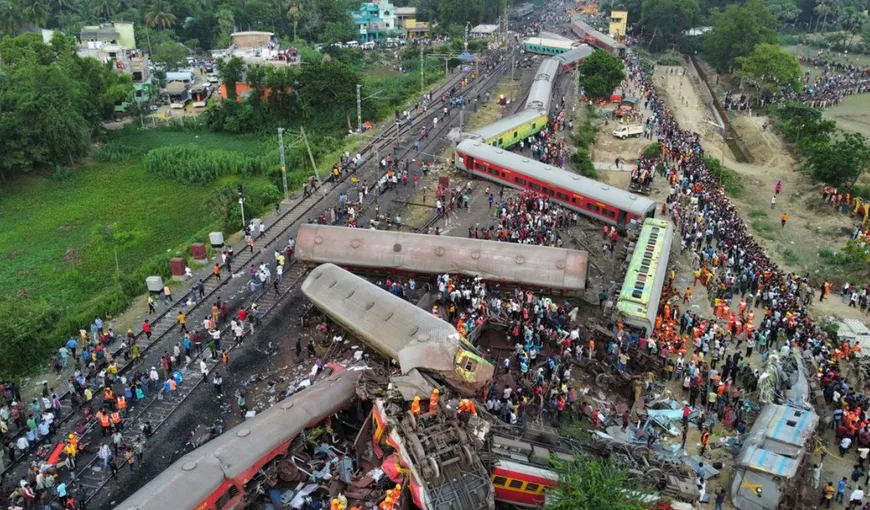 Operațiunea de salvare după cel mai grav accident feroviar a ajuns la final. Bilanțul autorităților din India a ajuns la 275 de morți și aproape 1.200 de persoane rănite