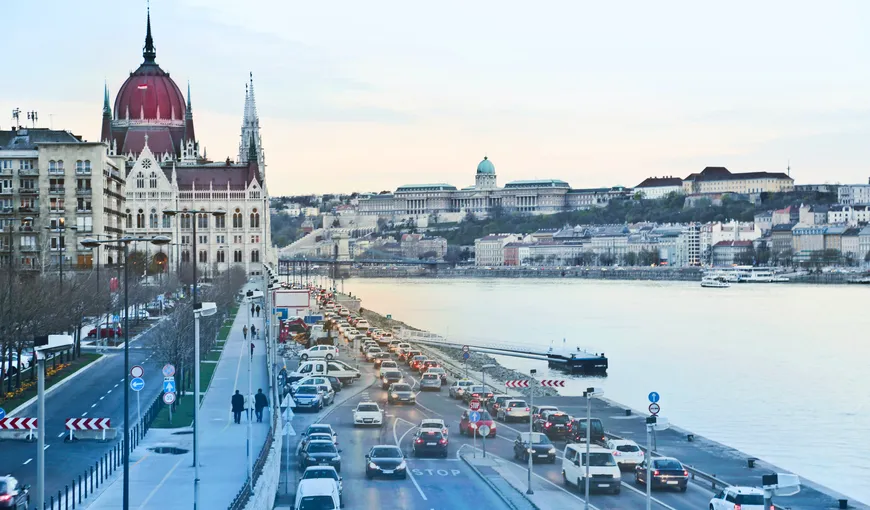 Experiența neplăcută a mai multor turiști români plecați la Budapesta. Pentru ce au primit amendă