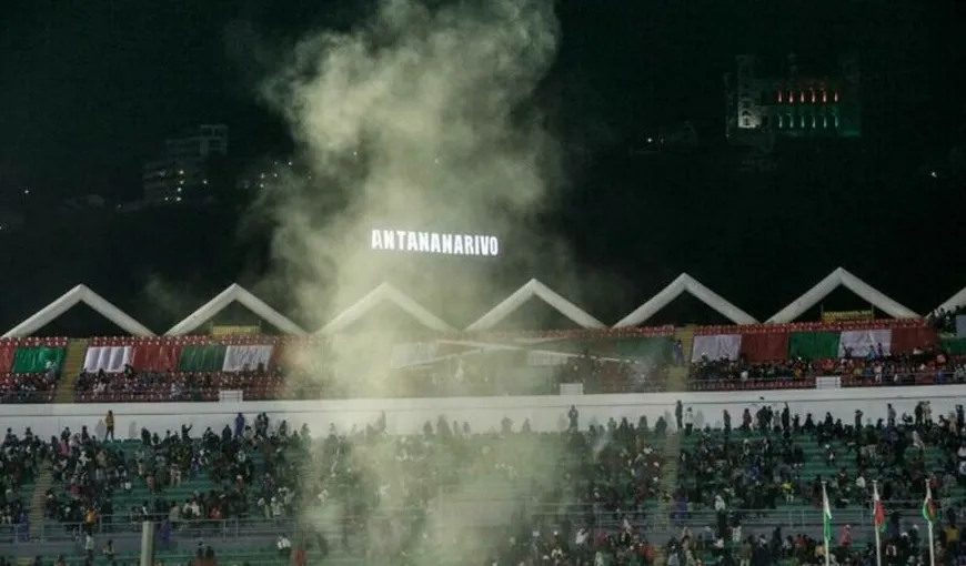 VIDEO Tragedie uriașă pe stadion: 12 oameni au murit și aproximativ 80 au fost răniți