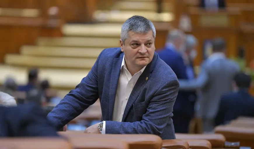 Deputatul Radu Cristescu cere demisia ministrului de Interne Predoiu: „A ieşit public, la mişto, să-şi pună fundul politic la adăpost”