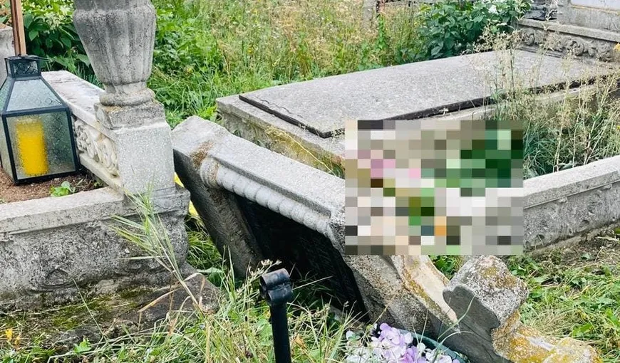 O femeie a murit strivită de o cruce într-un cimitir din Cluj