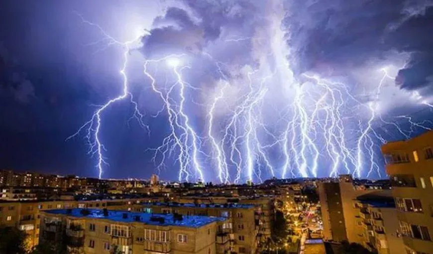 Vremea în București. Ploi și descărcări electrice intense. ANM avertizează că urmează schimbări majore