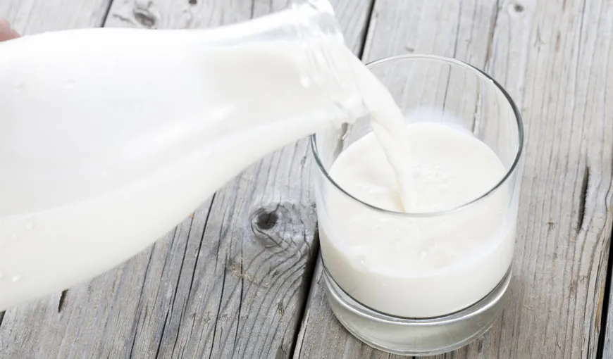 La ce se poate folosi laptele expirat. Cele mai multe persoane îl aruncă, pentru că nu știu acest secret