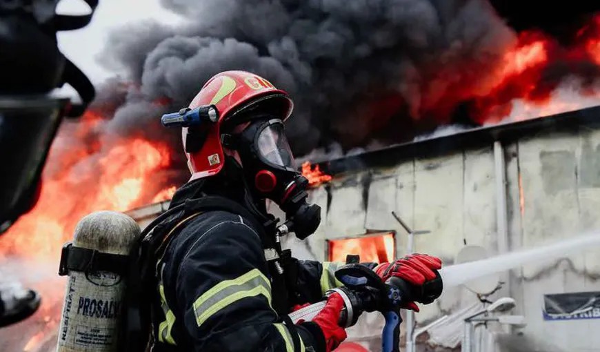 Mesaj RO-ALERT lângă București. Fum gros degajat de un incendiu scăpat de sub control