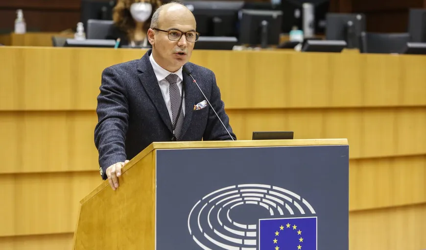 Rareş Bogdan demolează UE în Parlamentul European: „Ne-aţi minţit în mod repetat! Ne umiliţi şi păcăliţi constant!”