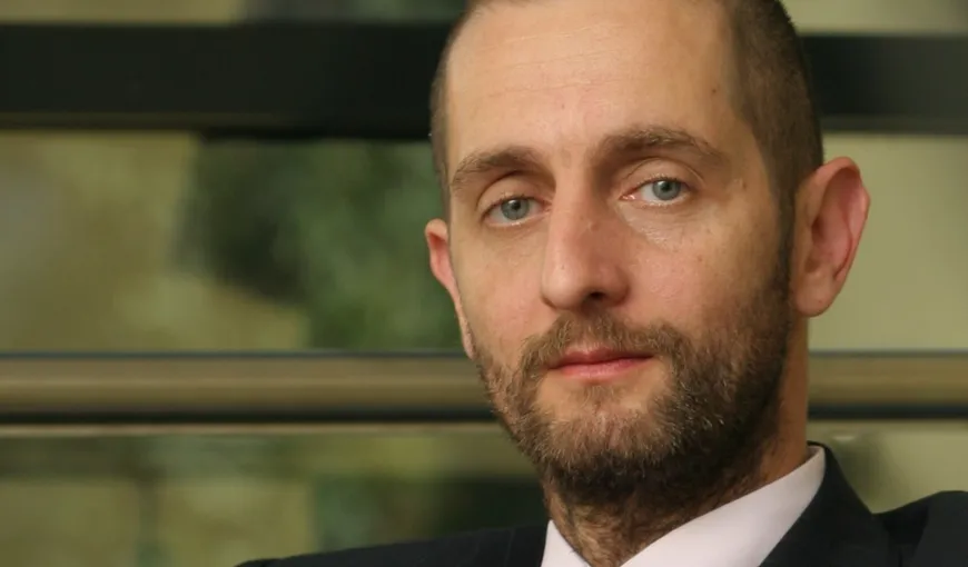 Dragoș Damian, apel către clasa politică. „Aveţi grijă de muncitorii din fabrici, de pe şantiere şi din fermele agricole, care duc greul României”