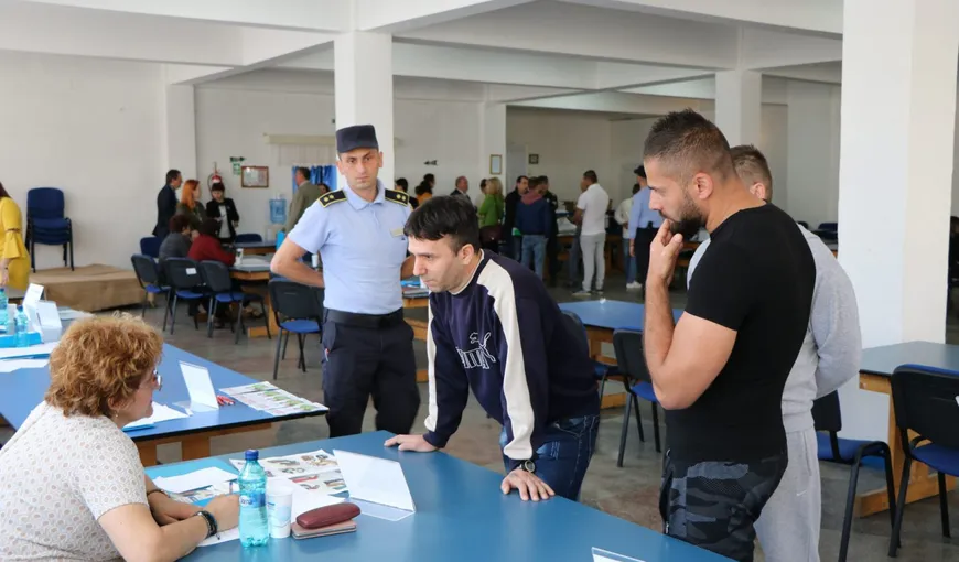 Cât poate câştiga lunar un deţinut în România. Pe lângă bani, zilele de muncă i se scad din pedeapsă