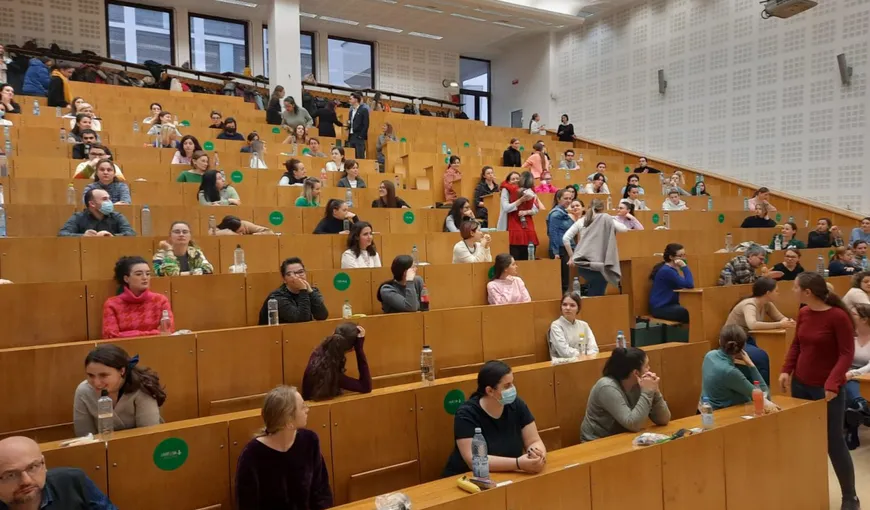 Rezultate Rezidenţiat 2023 Cluj, grile corecte. Peste 1.300 de medicinişti clujeni susţin examenul de intrare în rezidenţiat