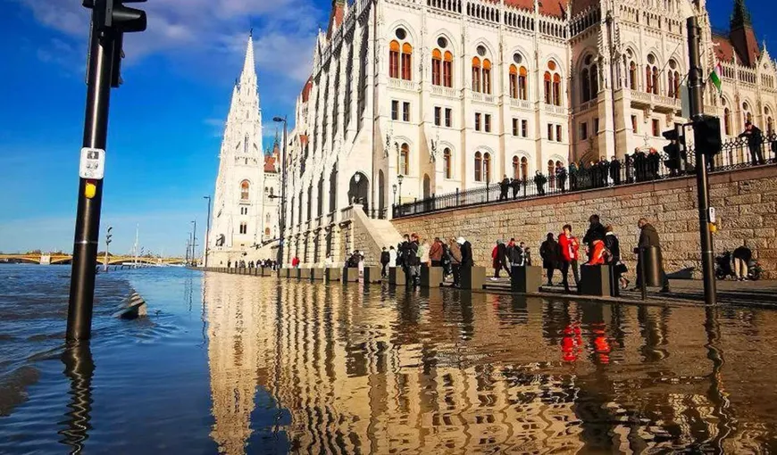 Dunărea a ieşit din matcă la Budapesta. S-a atins cel mai ridicat nivel al apei din 2013 încoace