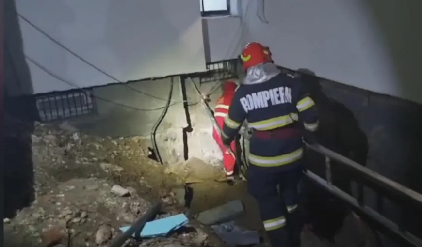 Incendiu la Spitalul Județean din Drobeta Turnu Severin, la o zi după vizita ministrului Rafila. A luat foc izolaţia conductelor sanitare dintre pereţi