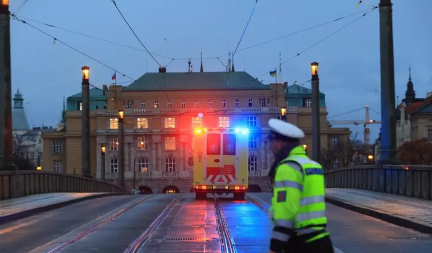 Zi de doliu naţional în Cehia după atacul din Praga, soldat cu 14 victime şi 25 de răniţi