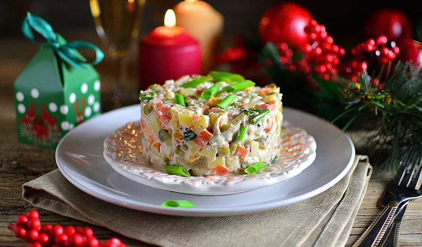 Salata Olivieh, înlocuitoarea salatei de Boeuf! Nu dai greș cu asemenea preparat pentru masa de Crăciun