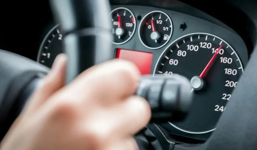 Șoferii au parte de vești bune! Cu câți km/h poți să încalci viteza maximă și să scapi fără amendă