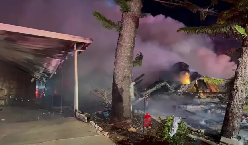 Avion prăbuşit peste case, sunt mulţi morţi şi răniţi, incendiu devastator VIDEO