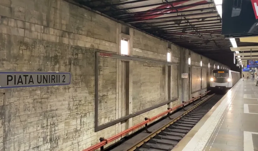 Circulație dată peste cap la metrou după ce un bărbat s-a aruncat pe șine și a murit