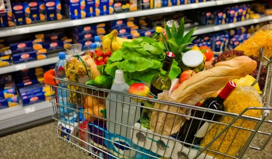 Inflaţia a dus la schimbări în modul în care românii fac cumpărături. Cum s-a schimbat coşul de consum şi cum va evolua acesta