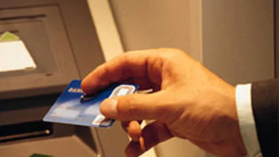 Cat te costa sa retragi 100 de lei de la bancomat? Vezi topul comisioanelor