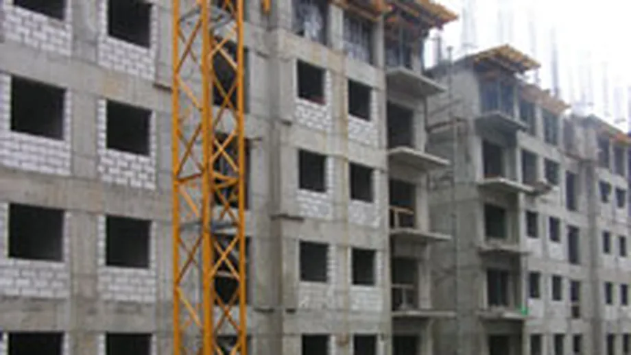 Volumul lucrarilor de constructii a scazut cu 14,4% anul trecut