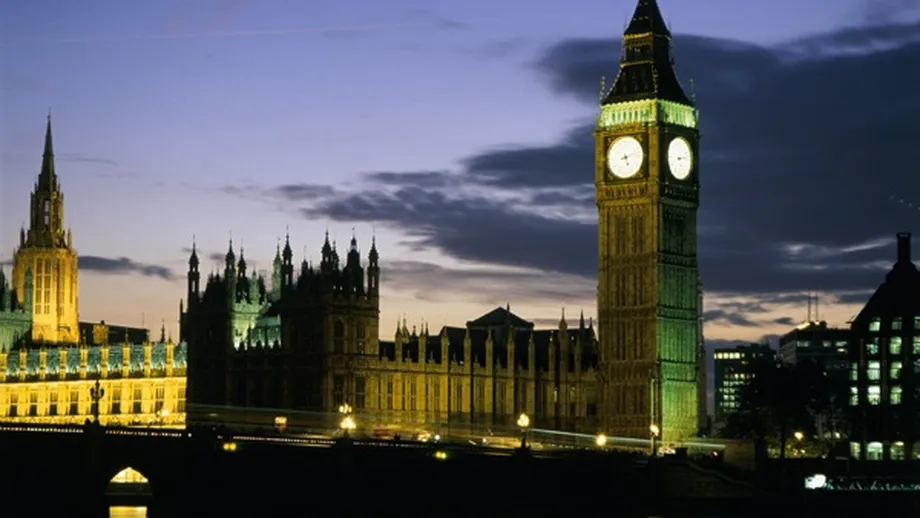 Bogatii din sudul Europei isi muta banii la Londra, fugind de criza