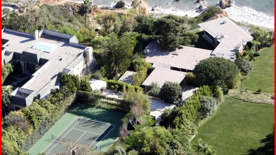Vezi cu cat isi vinde Brad Pitt casa din Malibu