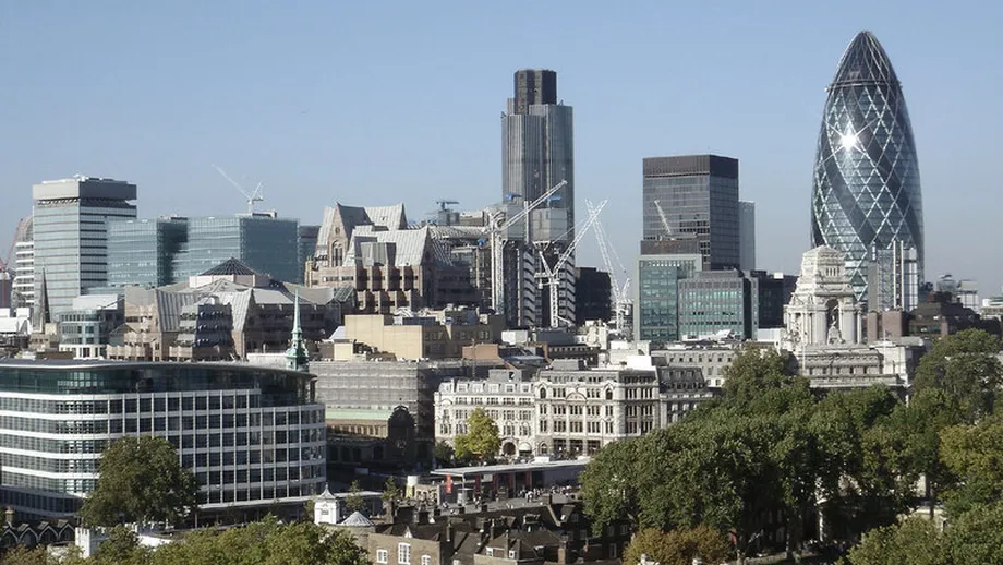 Abuzul bancilor poate costa Londra statutul de prim centru financiar mondial